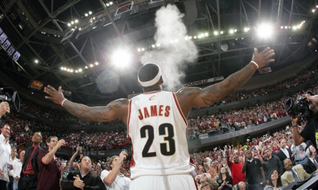 福建队碾压骑士，保罗点燃赛场