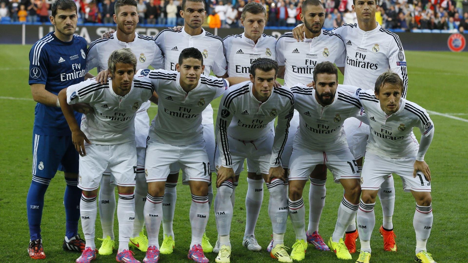 开云体育官网-英超争冠之夜，斯通斯关键时刻站出来，一个多余之人如何成为曼城的心脏