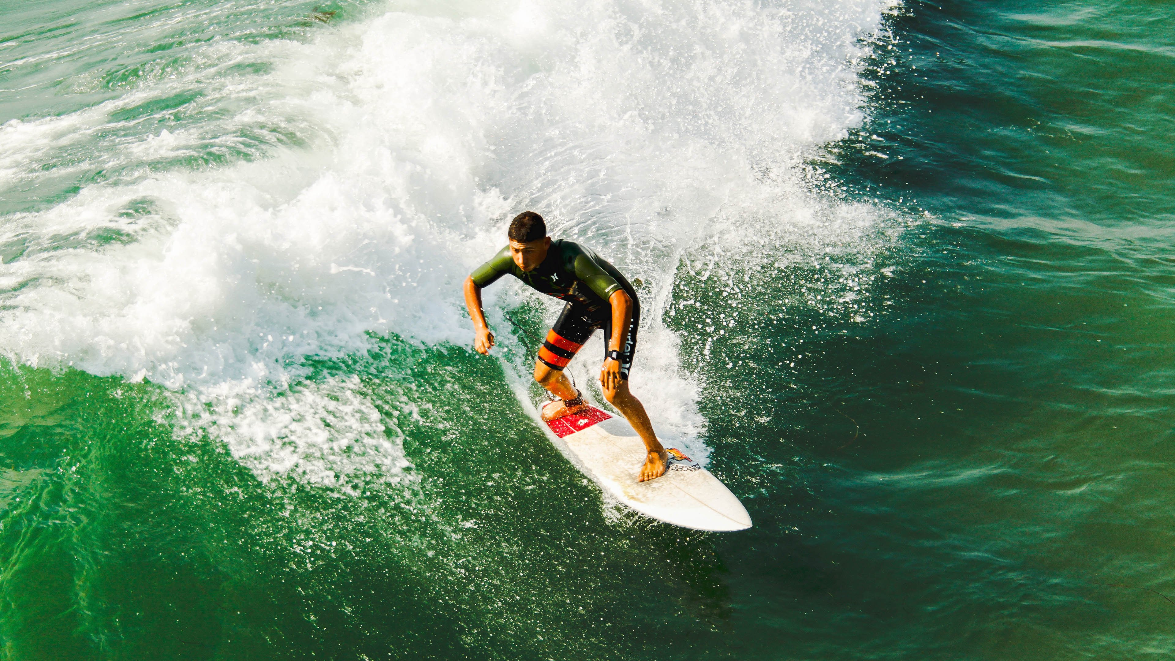 深圳队对阵太阳，当保罗打出生涯之夜，篮球在两种文明间完成转译
